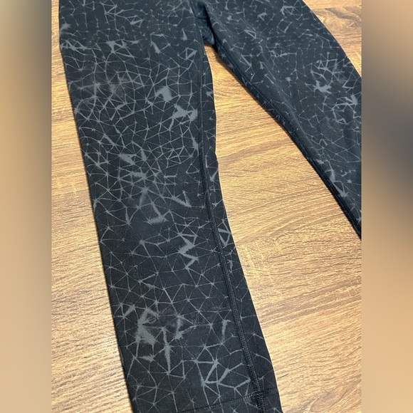 Lululemon Leggings 6 - Picture 2 of 5